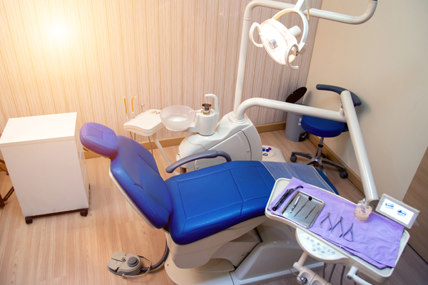 How Dental Implants Improve Oral Health And Function