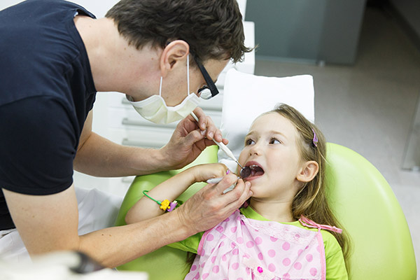 What Is Temporary Tooth Filling and Why You Need One? - My Dentist Toluca  Lake